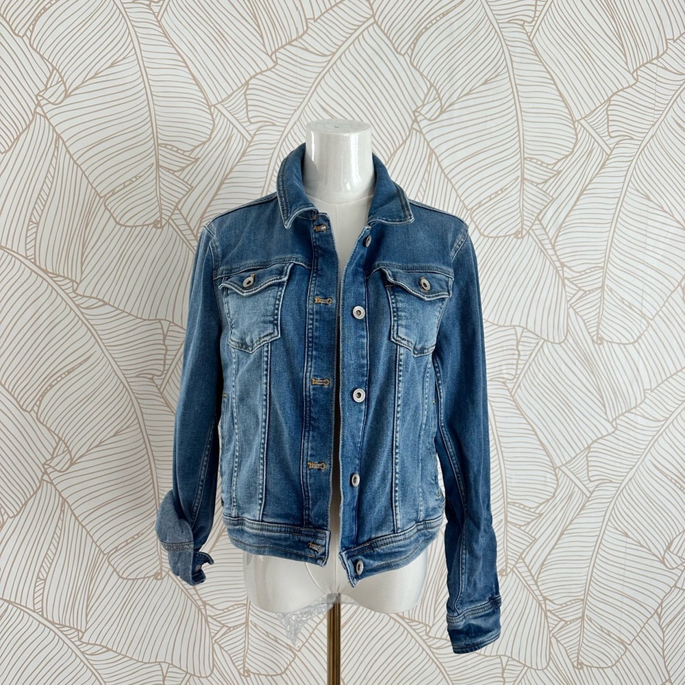 Vineyard Vines Classic Blue Jean Jacket